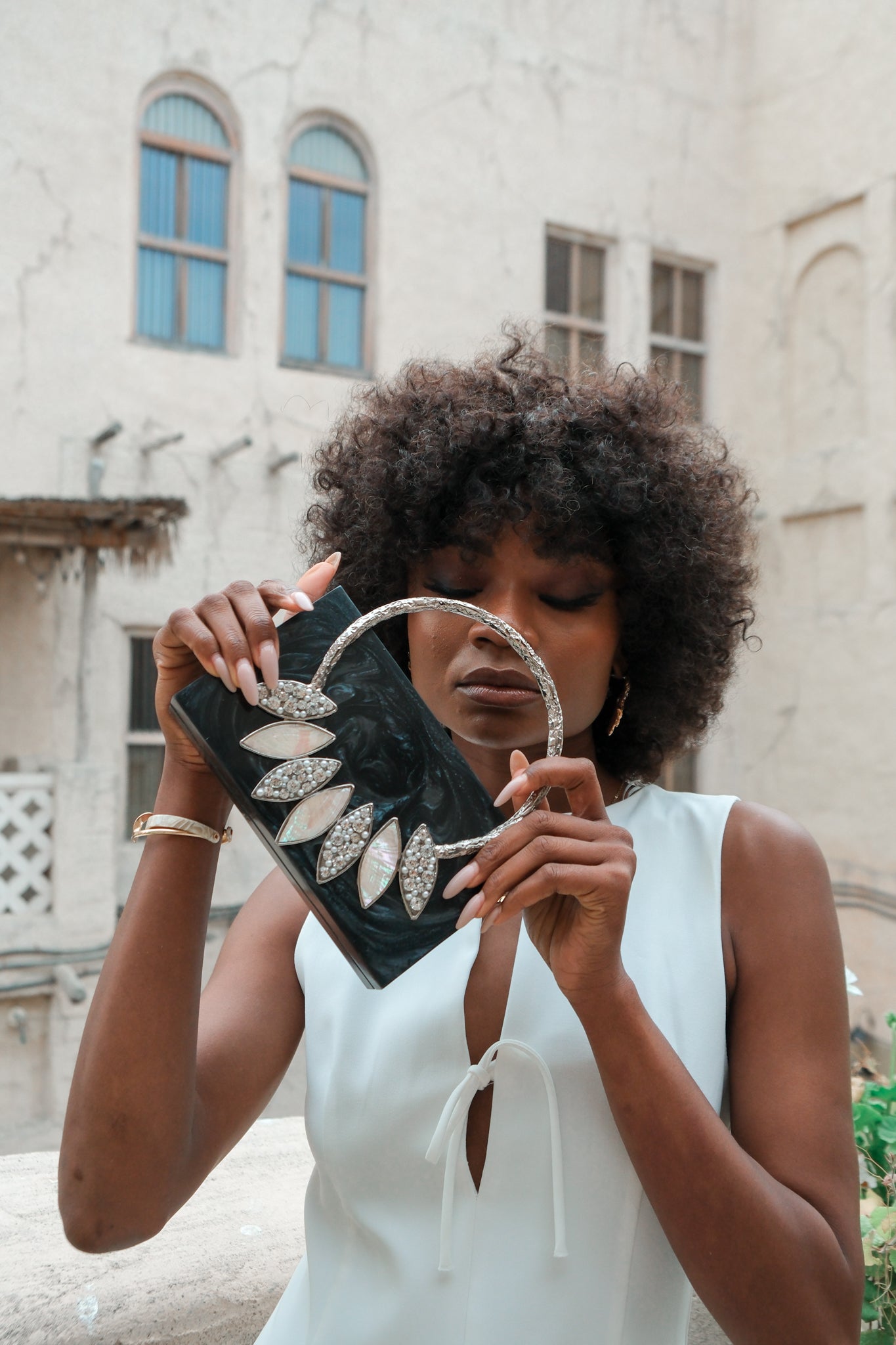 Thriving All Night Clutch (Black)