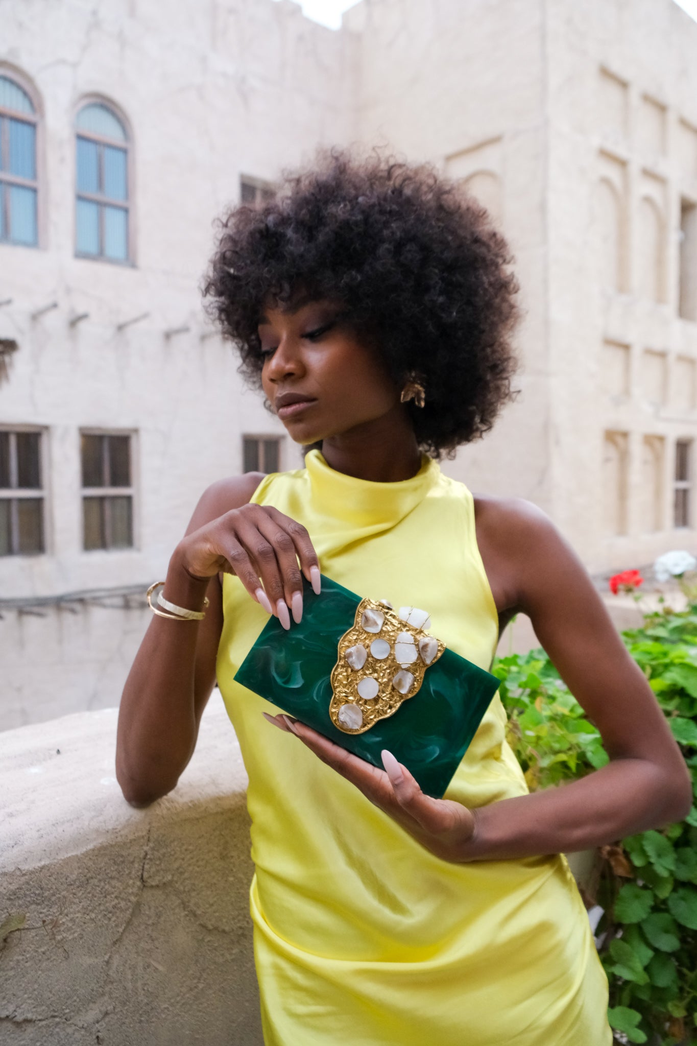 Captivate with Charm Clutch (Emerald Green)