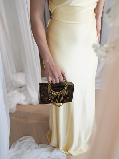 A Piece to Remember (Brown)