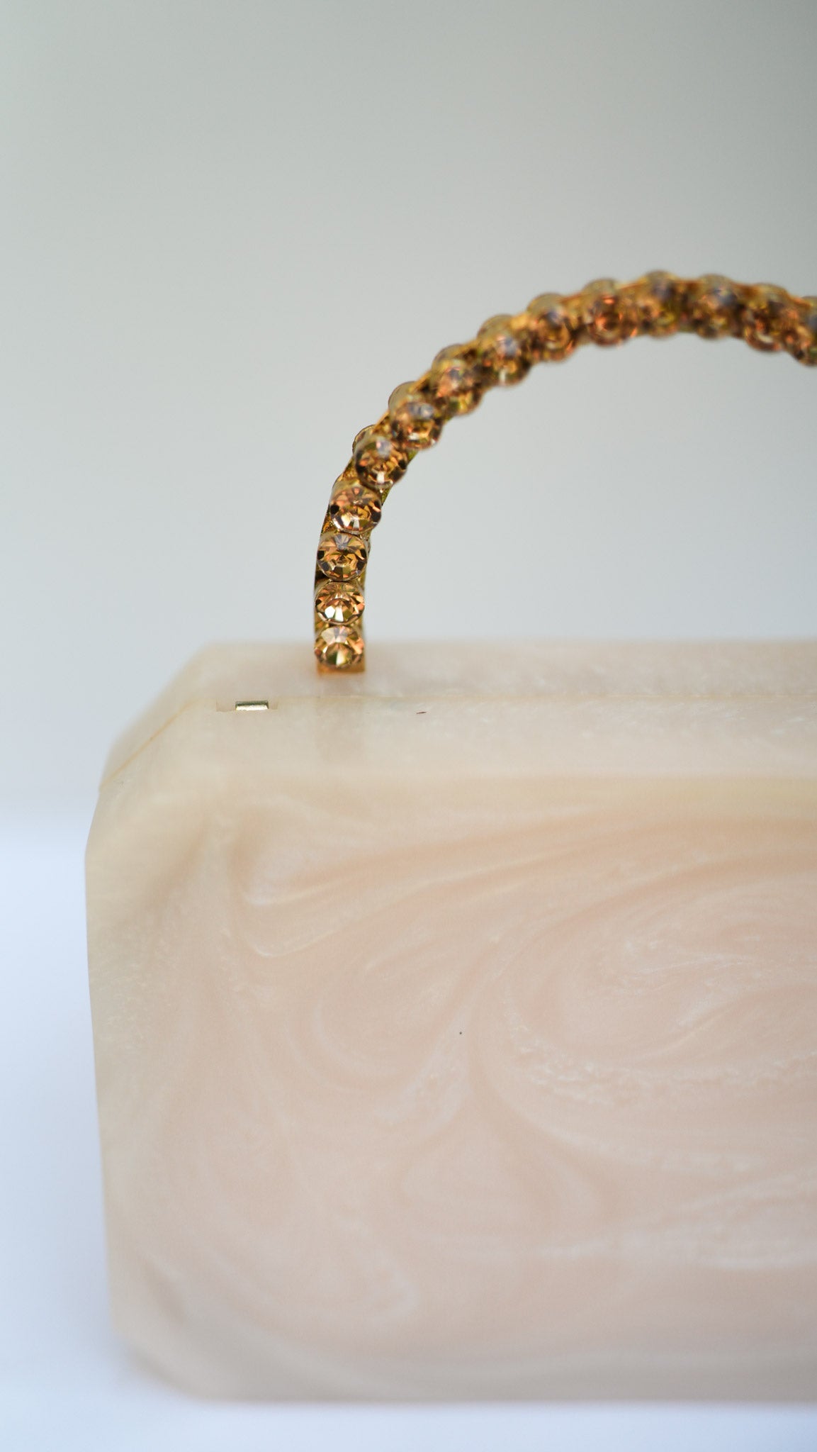 Beyond the Ordinary Clutch (Cream)